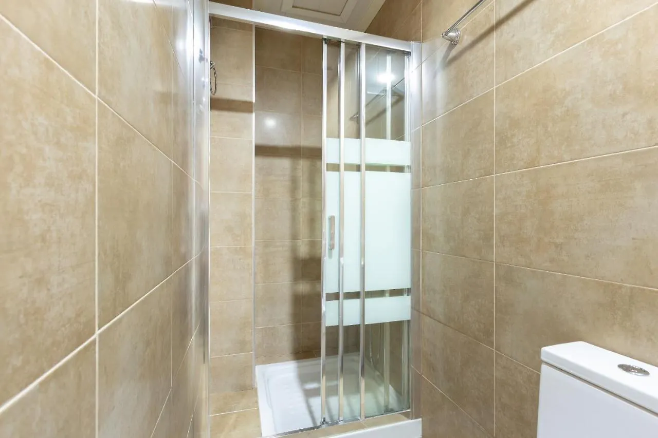 Apartamento con vistas a la Plaza de la Merced junto a la casa de Picasso Málaga 0*,  España